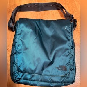NWOT -  The North Face Crossbody Shoulder Bag